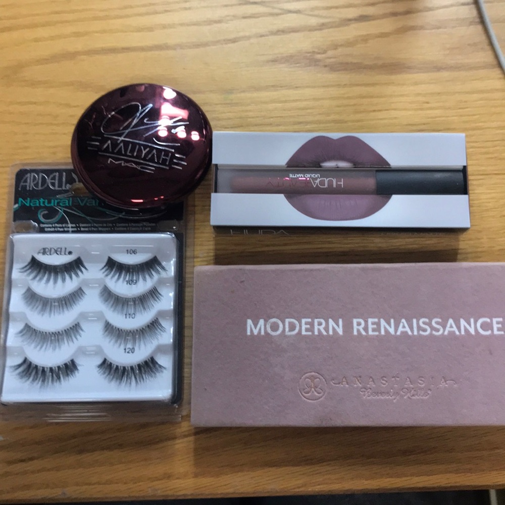 ABH Modern Renaissance, Mac bronzer, huda SOLD!!!!